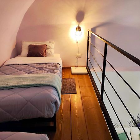 Stanza Con Bagno Privato Orvieto Centro Storico, Aria Condizionata NETFLIX Vicino al Pozzo della Cava Carvajal Rooms Esterno foto