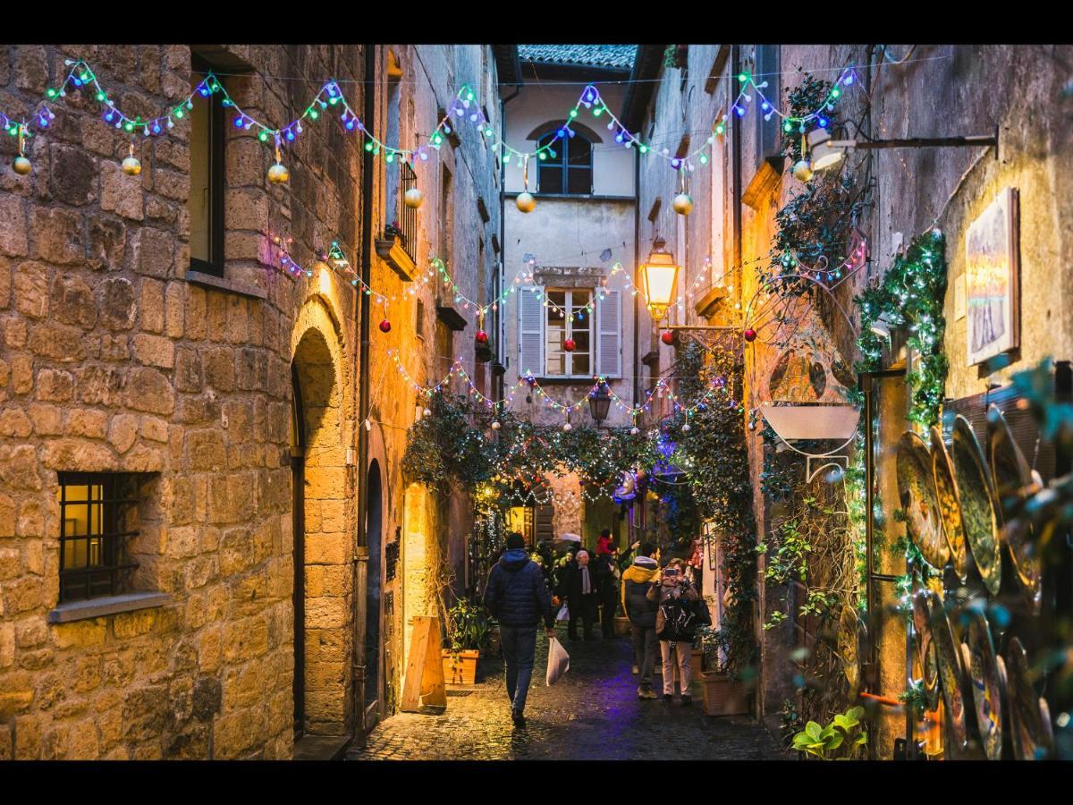 Stanza Con Bagno Privato Orvieto Centro Storico, Aria Condizionata NETFLIX Vicino al Pozzo della Cava Carvajal Rooms Esterno foto