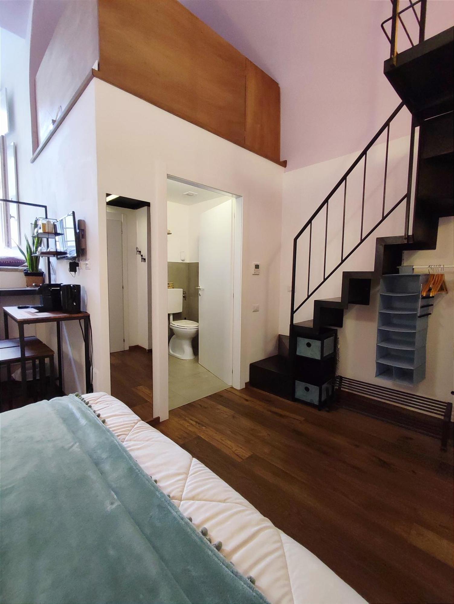 Stanza Con Bagno Privato Orvieto Centro Storico, Aria Condizionata NETFLIX Vicino al Pozzo della Cava Carvajal Rooms Esterno foto